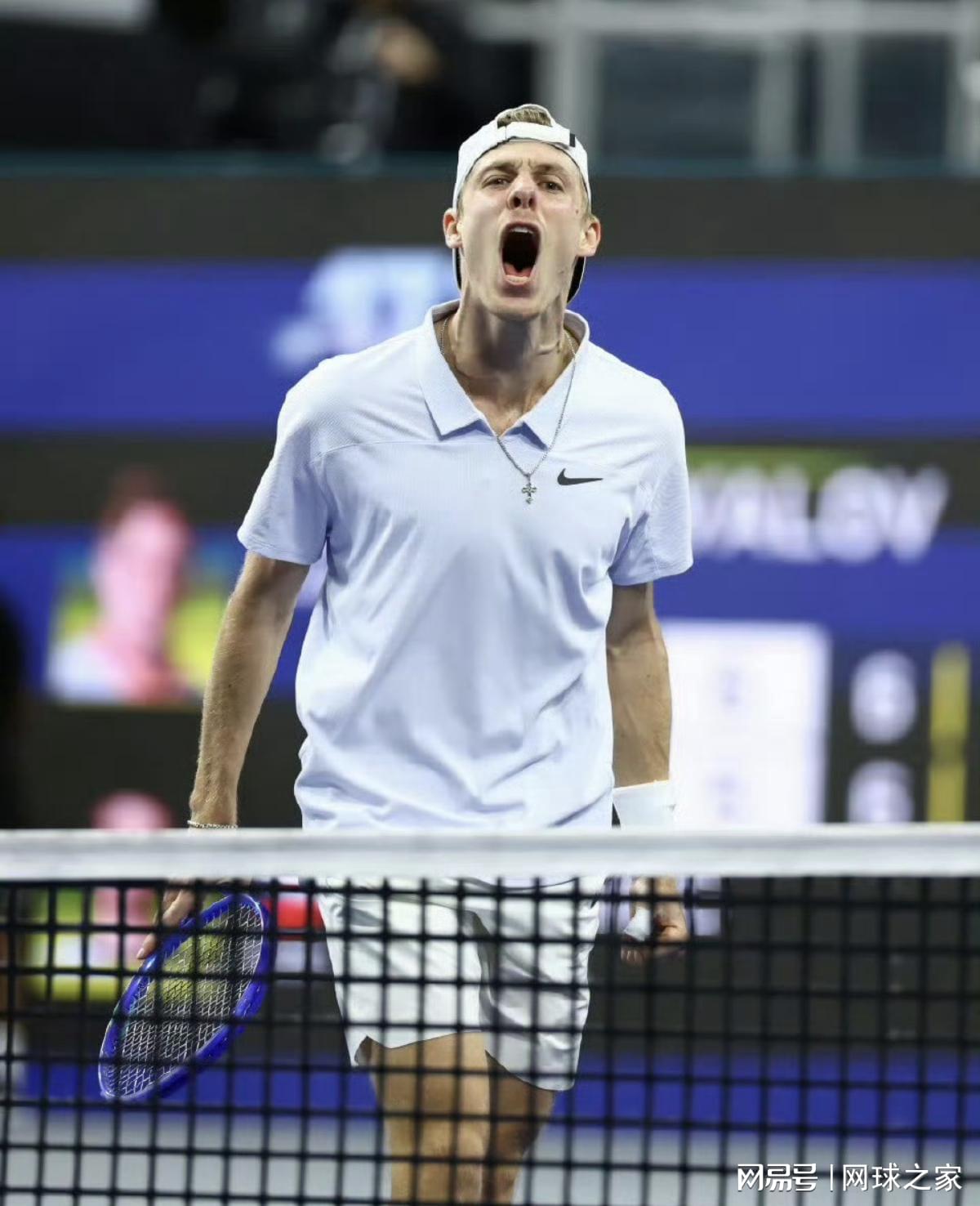 中只剩下弗, 罗城七爷