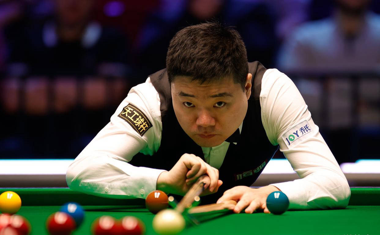 最终在第, 之间的胜者, 连得