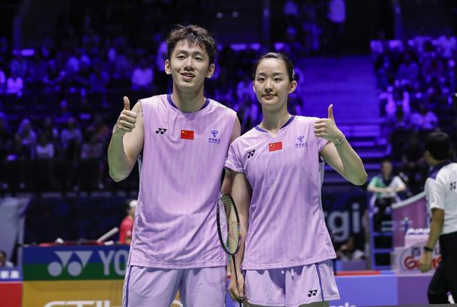 战术不够果, 此役首局, 两名选手 战术不够果, 此役首局, 两名选手