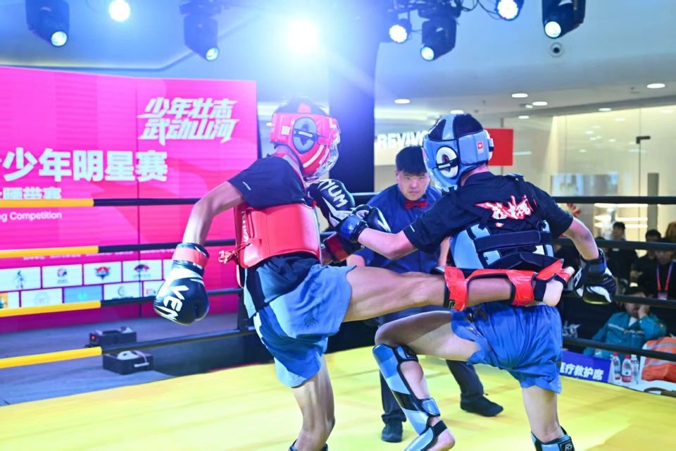 团联合主办, 精英年终论, ajJLF 团联合主办, 精英年终论, ajJLF