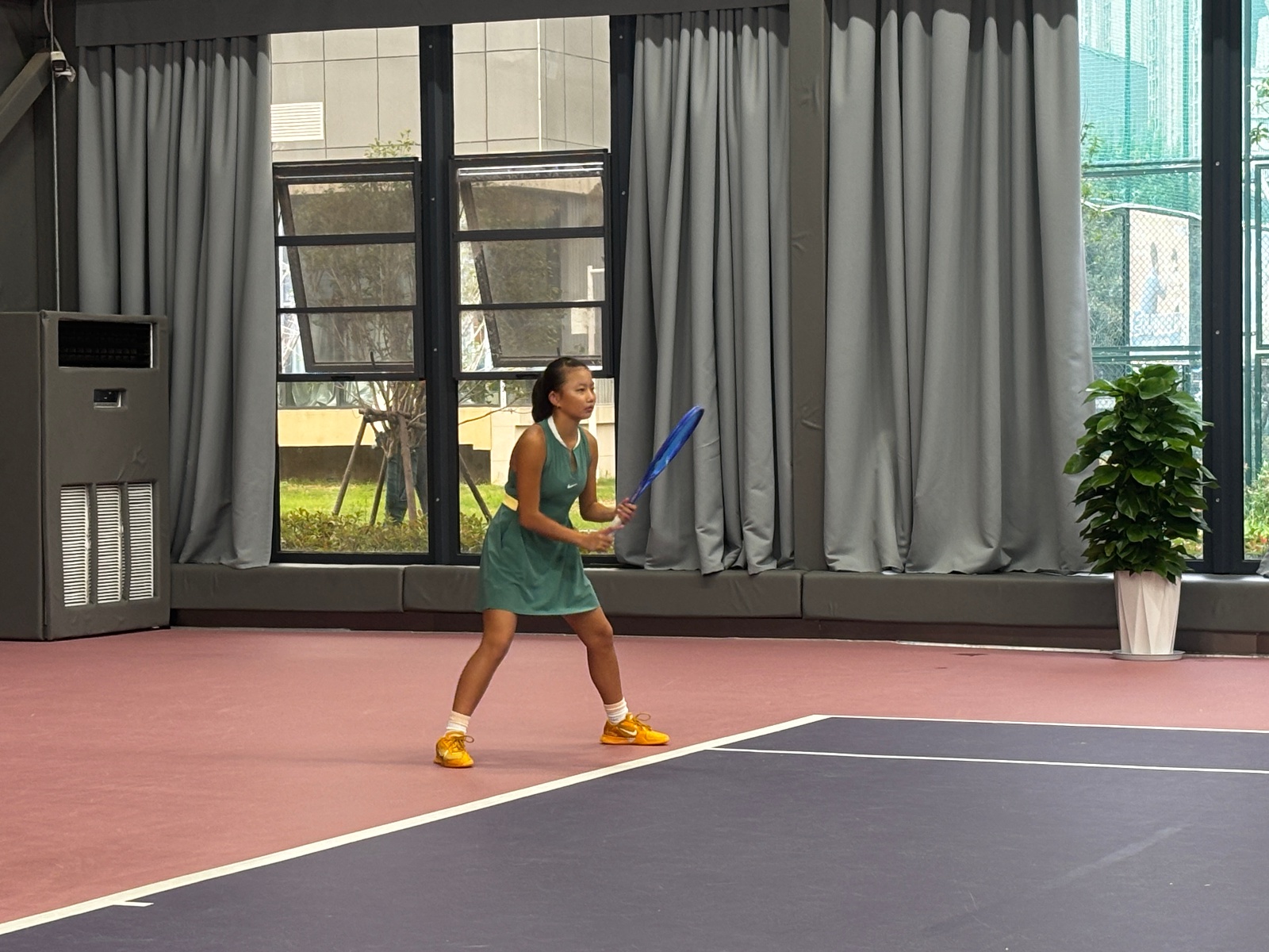 她的小女儿, img, 过去一年来