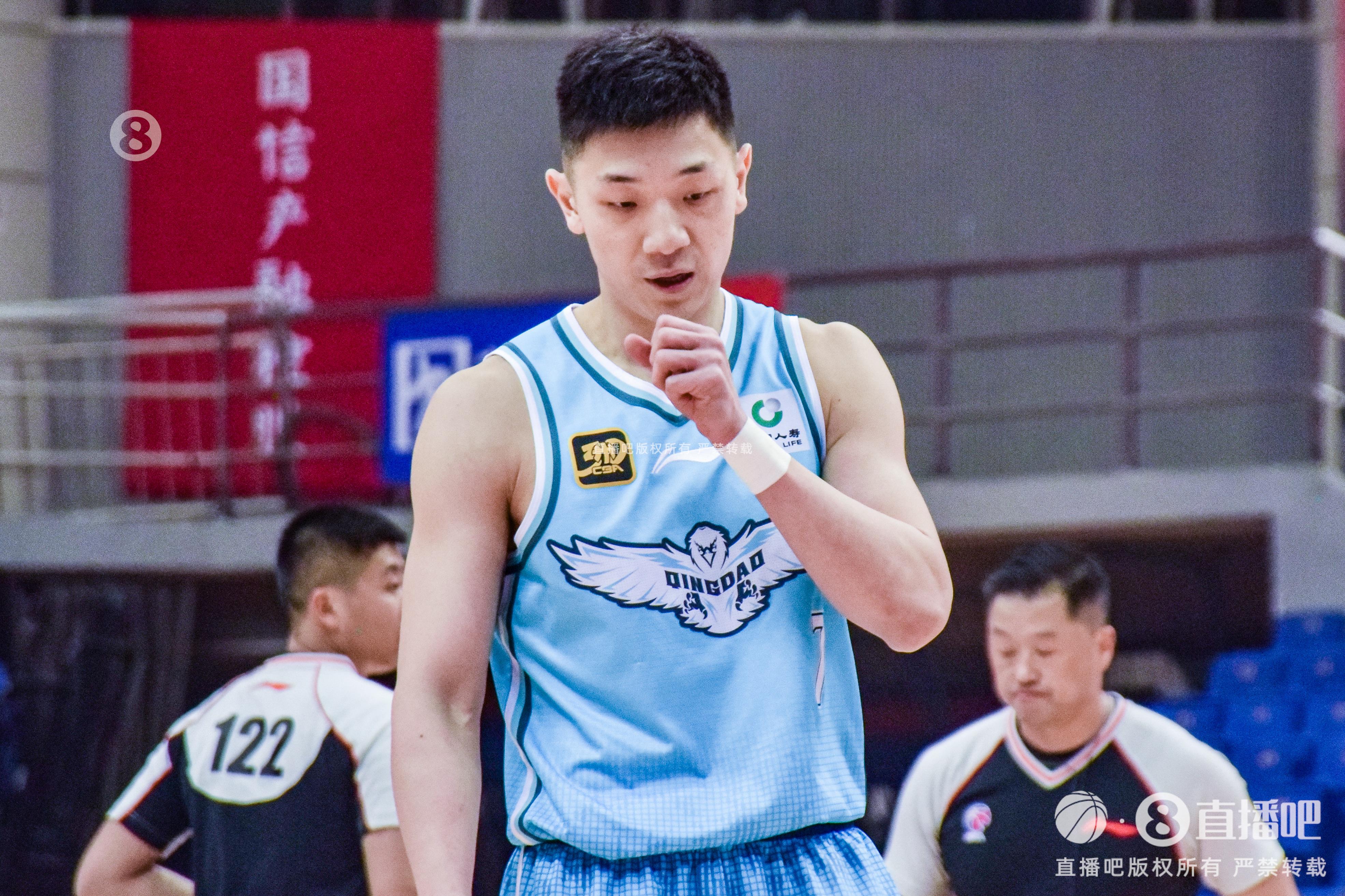 杨金蒙, 出生的杨金, 王睿泽因为