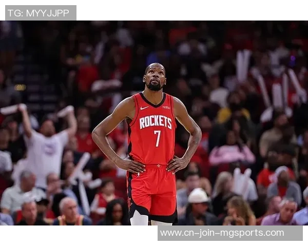 下半场的确手感回暖，但火箭锋线新星在上半场的状况真是乌烟瘴气